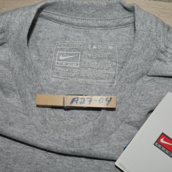 Nike Men's UF Florida Gators S/S Shirt Football Baseball Basketball Athletic NWT - Picture 5 of 5